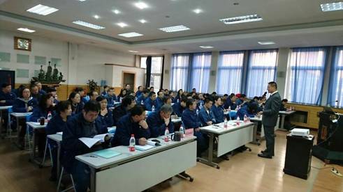 对学校中层管理干部进行培训有无必要？