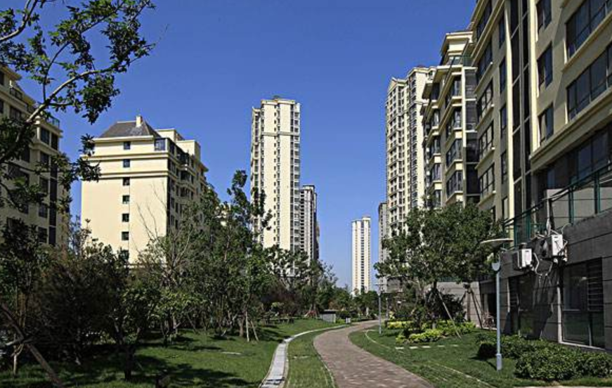 疫情还没结束，社区防控不能松劲